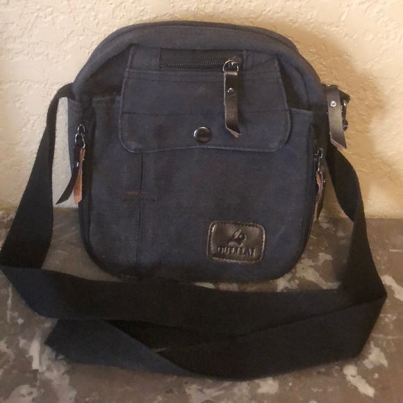 oulilai Other - Oulilai Satchel Black Canvas Bag